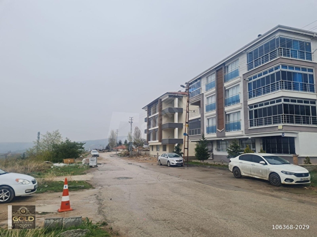 BEŞİKKAYADA BİR DAİRE GETİRİLİ MÜKEMMEL KONUMDA İMARLI 100 METRE - Görsel 15