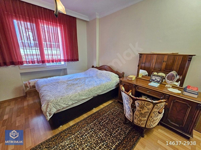 Altınoluk Satılık Daire | Merkezde | Denize Yakın | Ayrı Mutfak | Çift Banyo - Görsel 29