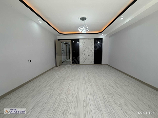 UFUKATASEVER GAYRİMENKULDEN ADNAN MENDEREDE SATILIK 2+1 DAİRE