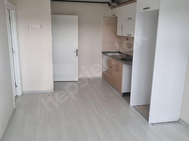 BAYRAKLI İZBAN YAKINI 1+1 D.GAZLI 50M2 GİRİŞ KAT - Görsel 8