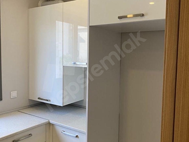 ERENKÖY BAĞDAT CADDESİNE 2 SOKAK MESAFEDE 90m² NET BALKONLU 3+1 - Görsel 11