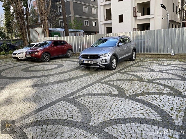 ERENKÖY BAĞDAT CADDESİNE 2 SOKAK MESAFEDE 90m² NET BALKONLU 3+1 - Görsel 14