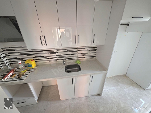 HİLALDEN FIRSAT!!! Y.BAYINDIRDA CADDE YAKINI 2NCİ KAT DAİRE!! - Görsel 13
