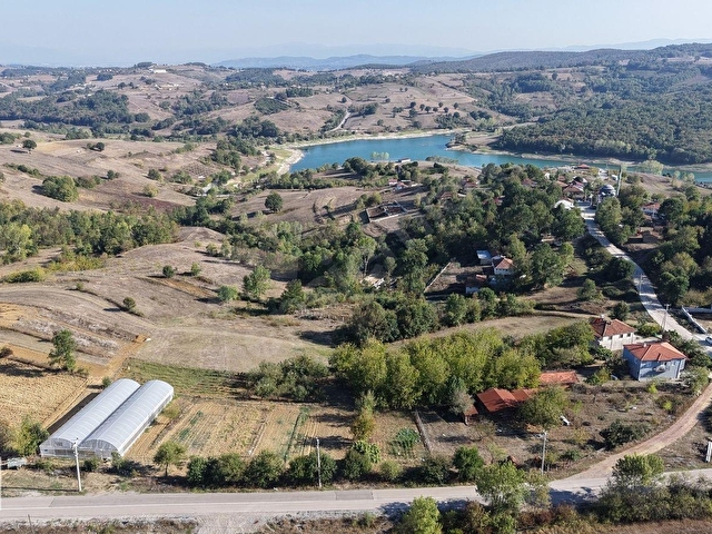 KANDIRADA ÇAPI DÜZGÜN 1.058 M2 GÖL MANZARALI YATIRIMLIK TARLA - Görsel 14