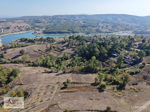 KANDIRADA ÇAPI DÜZGÜN 1.058 M2 GÖL MANZARALI YATIRIMLIK TARLA - Görsel 25