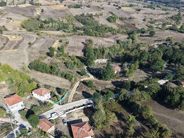 KANDIRADA ÇAPI DÜZGÜN 1.058 M2 GÖL MANZARALI YATIRIMLIK TARLA - Görsel 11