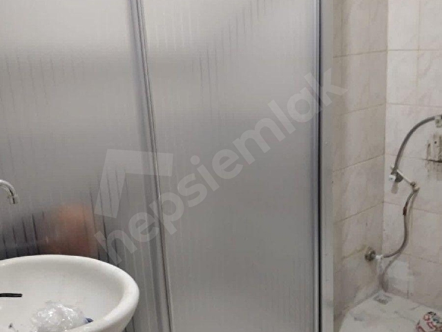 1.Levent ortabayırda Fırsat daire Mutfak banyo yeni - Görsel 3