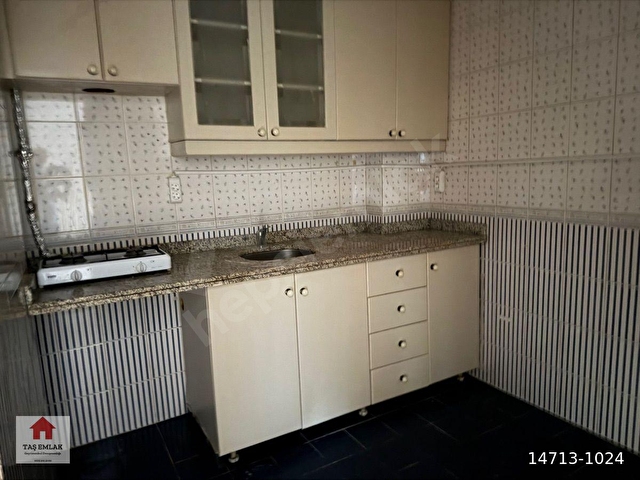 Kadıköy Hasanpaşa Uzunçayır Cad. üzerinde, Akasya AVM ve Salı Pazarı karşısında kiralık dükkan - Görsel 17