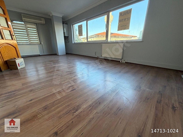 Kadıköy Hasanpaşa Uzunçayır Cad. üzerinde, Akasya AVM ve Salı Pazarı karşısında kiralık dükkan - Görsel 4
