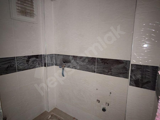AKSOYDAN ALTINKENT SİTESİNDE BAĞIMSIZ MUTFAKLI 3+1 145 m2 DAİRE - Görsel 16