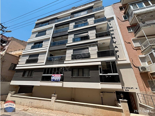 Karşıyaka Goncalar  Kapalı Mutfak  2+1 Satılık Daire