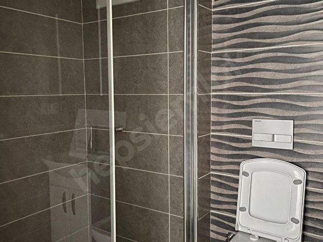 ALBAYRAKTAN SATILIK BELEDİYE YANI EŞYALI FIRSAT 1+1 DAİRE - Görsel 16