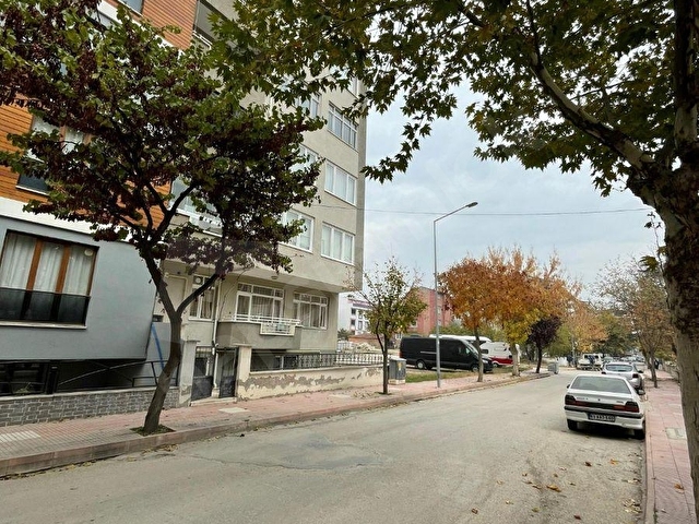 ALBAYRAKTAN SATILIK BELEDİYE YANI EŞYALI FIRSAT 1+1 DAİRE - Görsel 3