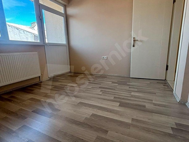 BARTU GAYRİMENKULDEN 100.YIL MAHALLESİNDE KİRALIK 2+1 DAİRE - Görsel 5