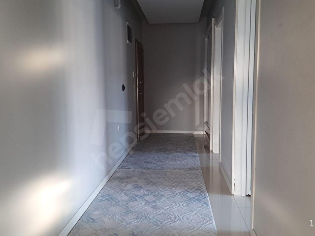 ÇAMLIKULE de lüks sitede lüks daire - Görsel 30
