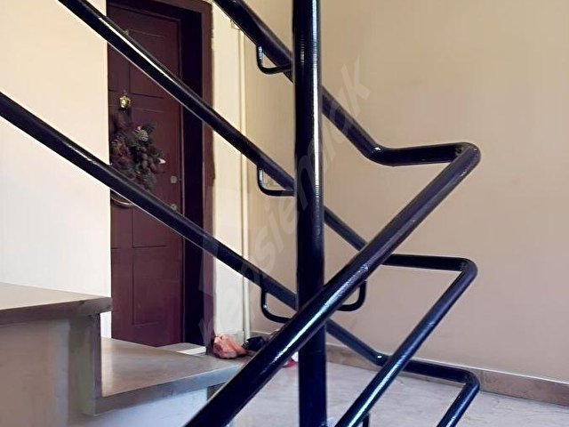 MERTER ONUR SİTESİNDE ARA KAT 3+1 DAİRE (Arsa payı 54m2) - Görsel 23