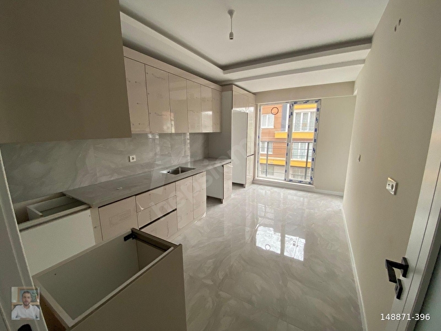 SELİM HANEFİOĞLUNDAN MERKEZDE 2+1 BAĞIMSIZ MUTFAK SATILIK DAİRE