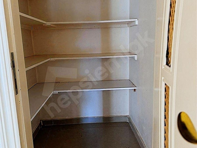 GÜVENEVLER TRAMVAY YOLUNDA SATILIK 4+1 DAİRE - Görsel 30