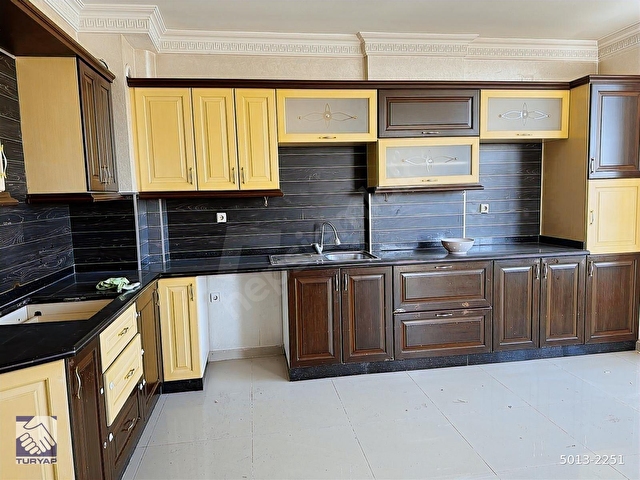 GÜVENEVLER TRAMVAY YOLUNDA SATILIK 4+1 DAİRE - Görsel 15