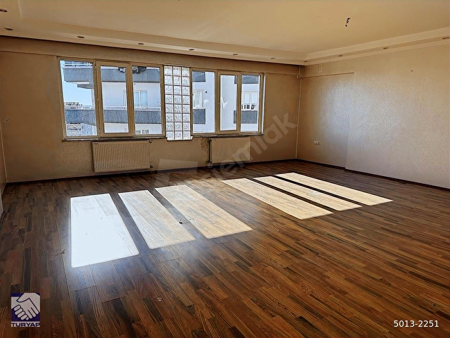 GÜVENEVLER TRAMVAY YOLUNDA SATILIK 4+1 DAİRE - Görsel 5