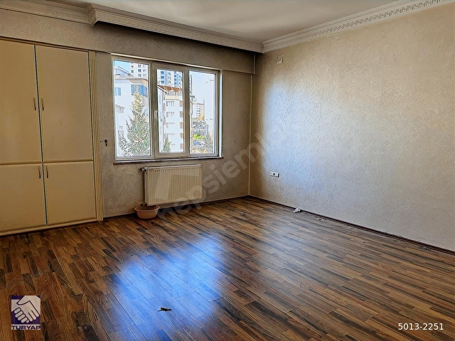 GÜVENEVLER TRAMVAY YOLUNDA SATILIK 4+1 DAİRE - Görsel 12