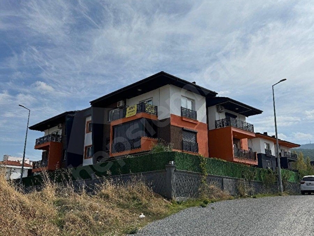 DAVUTLAR MERKEZDE HAVUZLU SITEDE 2+1 DAİRE - Görsel 23
