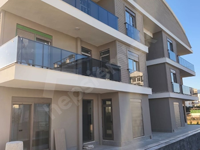 DÖŞEMEALTININ EN LÜKS GENİŞ 1+1 DAİRESİ - Görsel 2