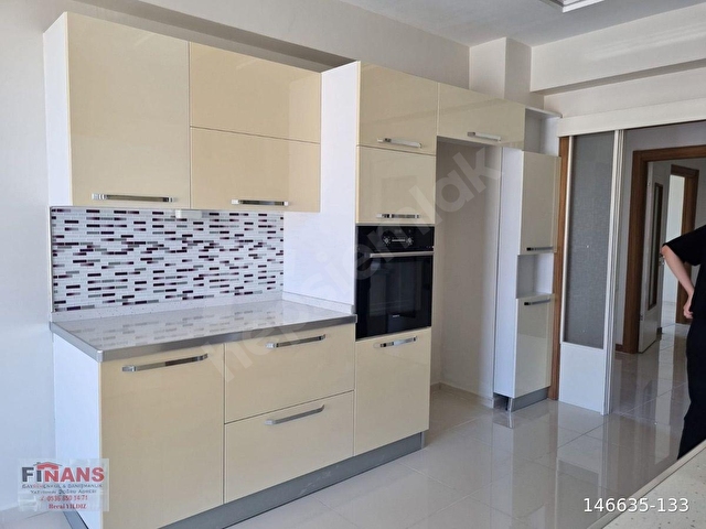 YEŞİLYURT ÇİLESİZ MAH NİKAH SARAYI YANINDA CAD ÜZERİNDE 9. ARA KAT 4+1  SATILIK DAİRE - Görsel 3
