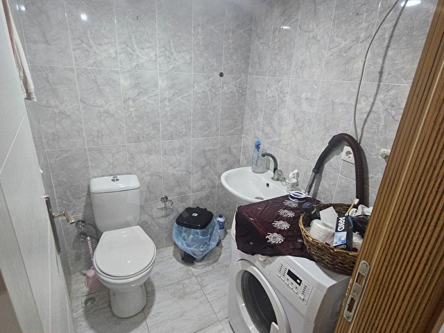 DEĞİRMENDEREDE SATILIK FULL EŞYALI 1+1 DAİRE - Görsel 26