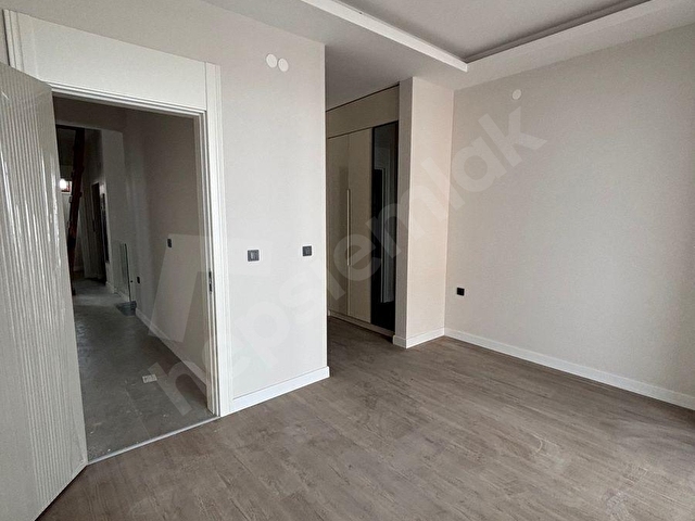 ANKARA BAĞLICA SATILIK GENİŞ BAHÇELİ ASANSÖRLÜ SIFIR LÜKS VİLLA - Görsel 21