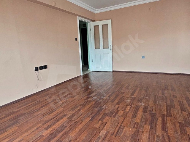 Kiralık 3+1 Kombili Bakımlı Daire (Kızılaya 15 dk mesafede) - Görsel 7