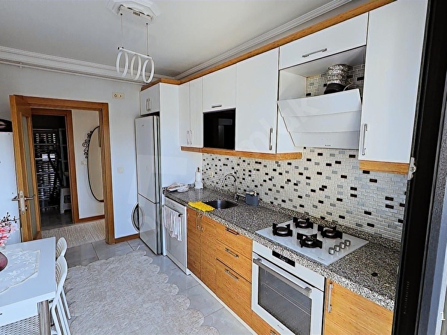 YAYALAR MAHALLESİ CADDE ÜZERİNDE SATILIK 3+1 DAİRE - Görsel 8