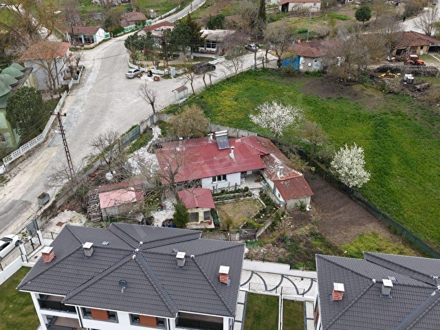 SARAY AYVACIKTA 875M2 ARSA İÇERİSİNDE MERKEZ KONUMDA MÜSTAKİL EV - Görsel 6