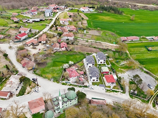 SARAY AYVACIKTA 875M2 ARSA İÇERİSİNDE MERKEZ KONUMDA MÜSTAKİL EV - Görsel 8