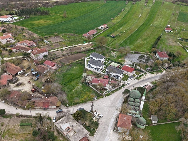 SARAY AYVACIKTA 875M2 ARSA İÇERİSİNDE MERKEZ KONUMDA MÜSTAKİL EV - Görsel 17