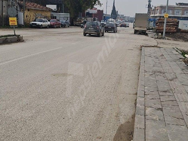 Müze Otel ile balıkçılar arasında ticari imarlı arsa - Görsel 5