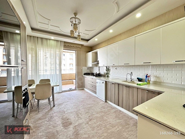 KOÇ GYMDEN E.GAZİ DE ŞEHİR HASTANESİ YAKINI KAT BAHÇELİ 3+1 - Görsel 7
