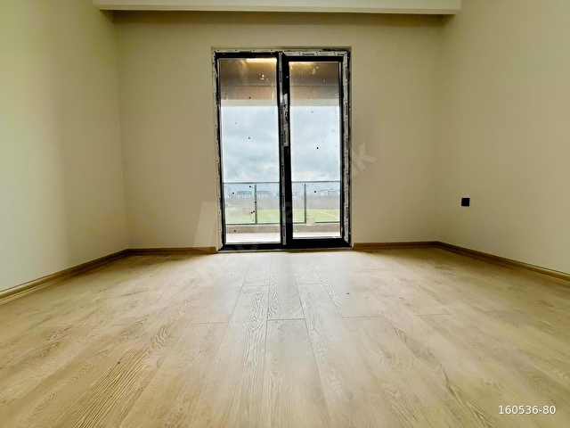 ONAY dan ÇERKEZKÖY CUMHURİYET MH. TEPE DE MODERN YAŞAM 1+1 DAİRE - Görsel 24