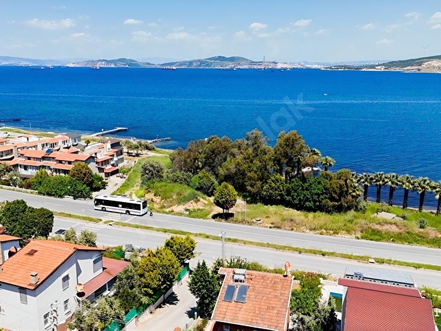 Foçada Satılık Villa Denize Plaja 300 Mt Anayola 200 Mt - Görsel 13