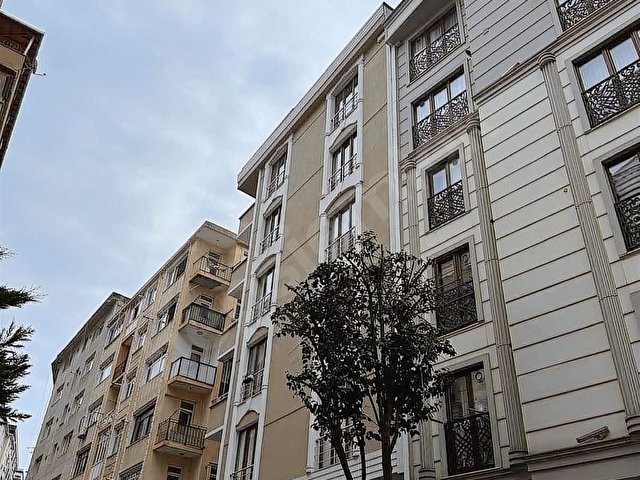 BAHÇELİEVLER SİYAVUŞPAŞA MAHALLESİ MERKEZİ BAKIMLI SATILIK 3+1 - Görsel 28