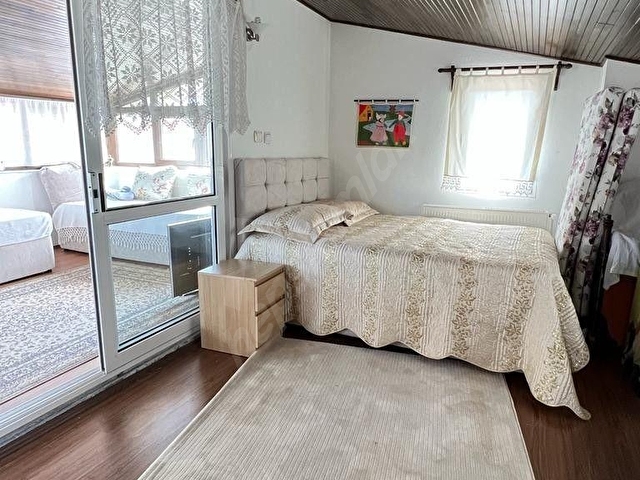 YENİFOÇA GENCELLİDE SAHİLE 150M.SATILIK TAM MÜSTAKİL TRIBLEKS - Görsel 19