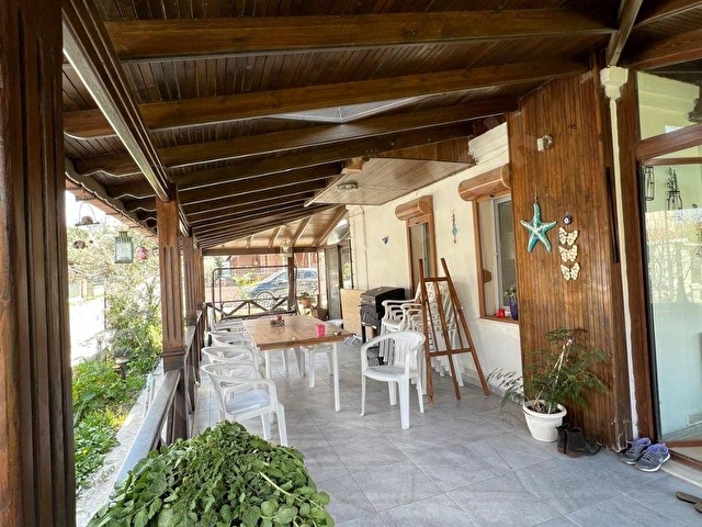 YENİFOÇA GENCELLİDE SAHİLE 150M.SATILIK TAM MÜSTAKİL TRIBLEKS - Görsel 11