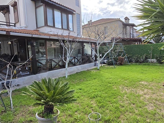 YENİFOÇA GENCELLİDE SAHİLE 150M.SATILIK TAM MÜSTAKİL TRIBLEKS - Görsel 5