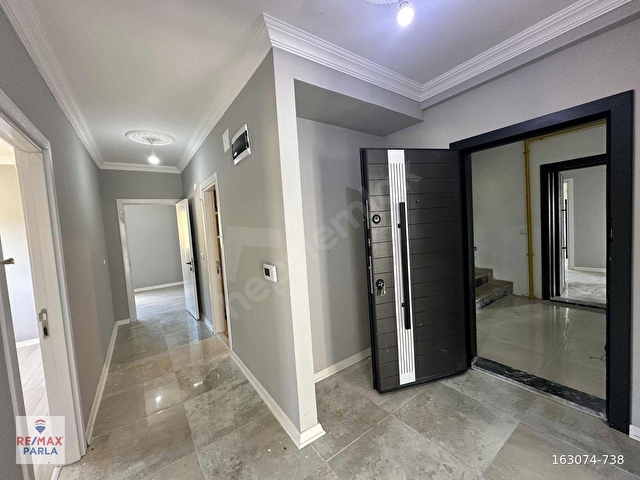 REMAX SONERDEN KAVAK BAHÇELİEVLER SIFIR GENİŞ SATILIK 2+1 DAİRE - Görsel 15