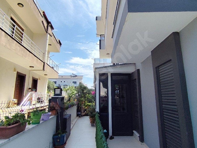 Didim Efelerde 3+1 Ebeveyn Banyolu Bahçeli Satılık Villa - Görsel 3
