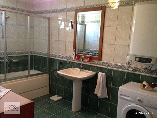HÜRRİYET MAH.BAYKALLAR SİT.DENİZ MANZARALI FULL EŞYALI KİRALIK DAİRE 3+1 165 M2 - Görsel 28