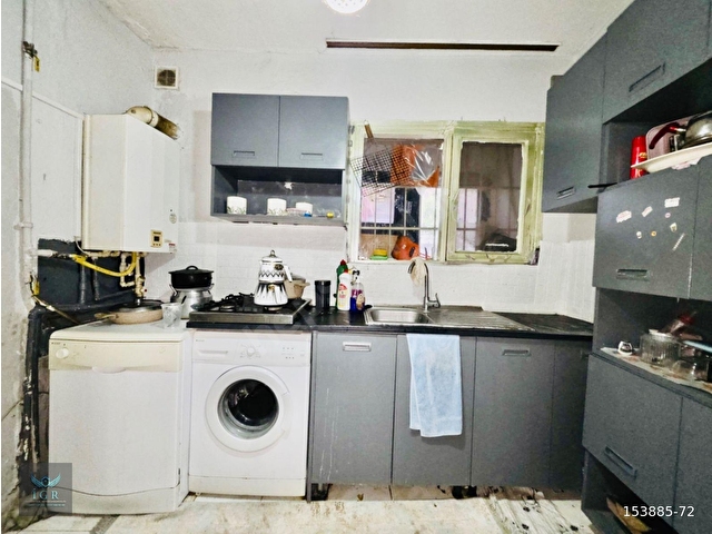 ÜSKÜDAR AZİZ MAHMUT HÜDAYİ’DE KOT EKSİ 2 2+1 SATILIK DAİRE – MERKEZİ KONUM, YÜKSEK KİRA GETİRİLİ 💰 - Görsel 5