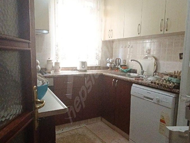 ZİVERBEY VE MARMARAY YAKINI  3+1 KÖŞE FERAH BOŞ DAİRE,ŞENOL KARADENİZ EMLAK - Görsel 11