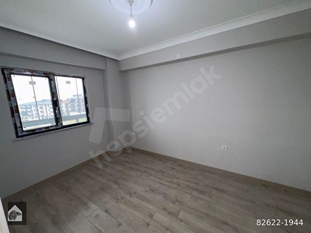 ÇINARLI (ZAFER) MAH ÇEVRE YOLUNDA  DENİZ MANZ KİRALIK GENİŞ 1+1 BALKONLU SIFIR DAİRELER - Görsel 9