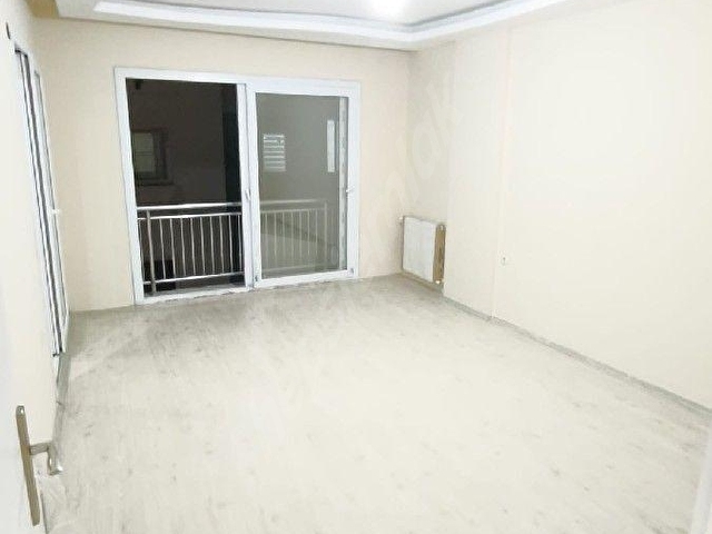 HAKEM EMLAKTAN İSKÂNLI BULVAR ÜZERİ 2+1 KAPALI MUTFAK KOMBİLİ KİRALIK DAİRE - Görsel 22
